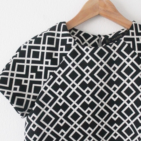 Zara dress - Picture 3 of 4